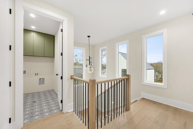 3245 Mae NE Avenue, Atlanta, GA 30319