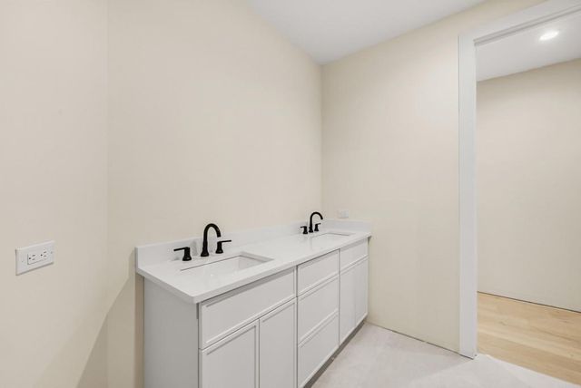 3245 Mae NE Avenue, Atlanta, GA 30319