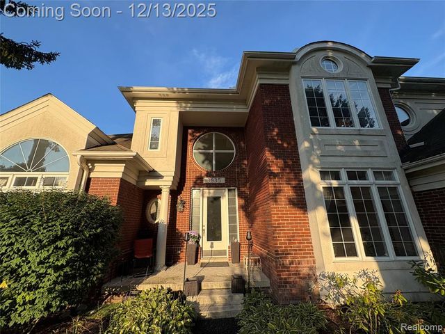 3835 Ranya Drive, Commerce Twp, MI 48382