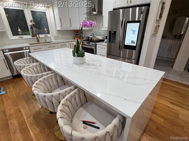 3835 Ranya Drive, Commerce Twp, MI 48382