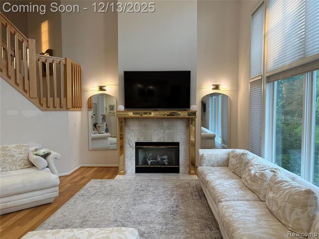 3835 Ranya Drive, Commerce Twp, MI 48382