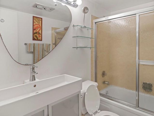 67 Sussex C 67, West Palm Beach, FL 33417