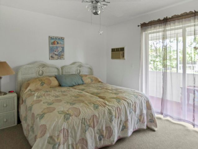 67 Sussex C 67, West Palm Beach, FL 33417
