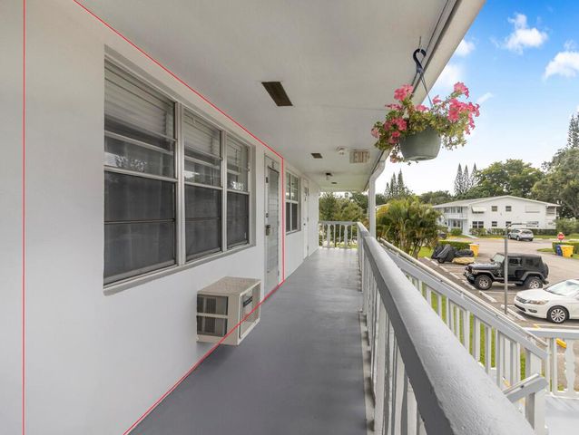 67 Sussex C 67, West Palm Beach, FL 33417