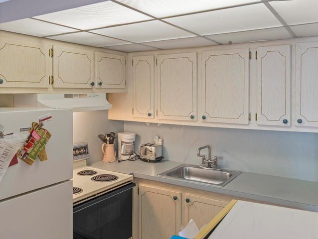 67 Sussex C 67, West Palm Beach, FL 33417