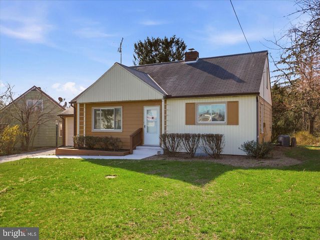 906 STROCK DRIVE DR, Chambersburg, PA 17202