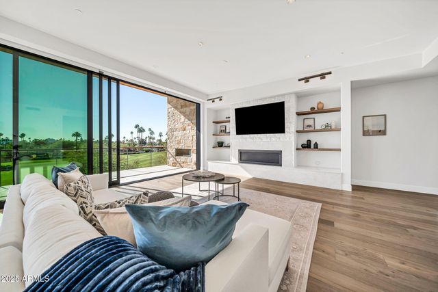 6331 E PHOENICIAN Boulevard 6, Scottsdale, AZ 85251