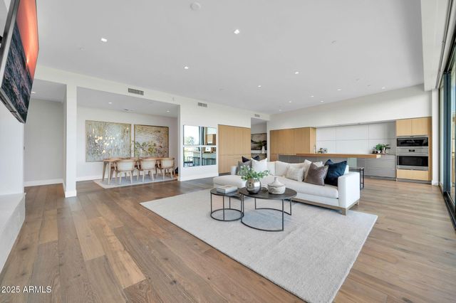 6331 E PHOENICIAN Boulevard 6, Scottsdale, AZ 85251