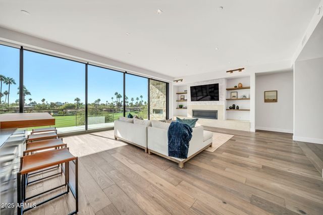 6331 E PHOENICIAN Boulevard 6, Scottsdale, AZ 85251