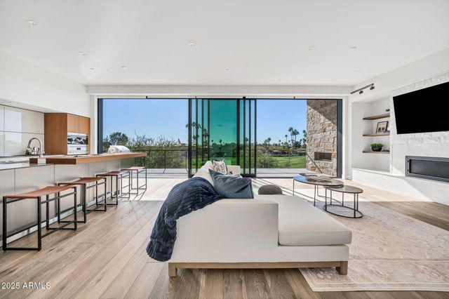 6331 E PHOENICIAN Boulevard 6, Scottsdale, AZ 85251