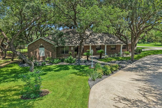 9331 GARDENIA BEND DR, Garden Ridge, TX 78266