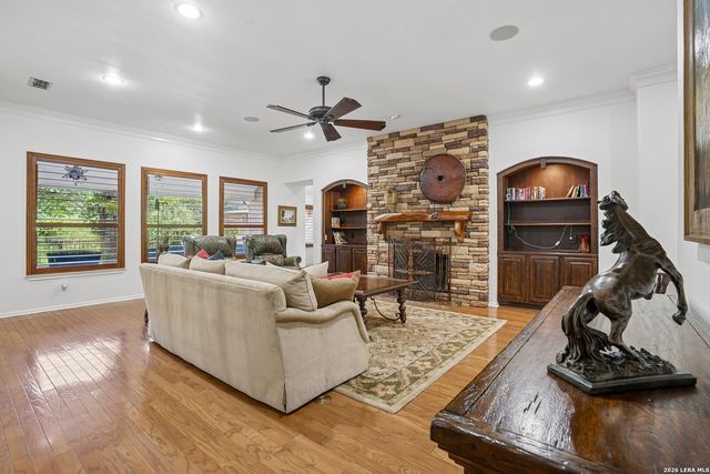 9331 GARDENIA BEND DR, Garden Ridge, TX 78266