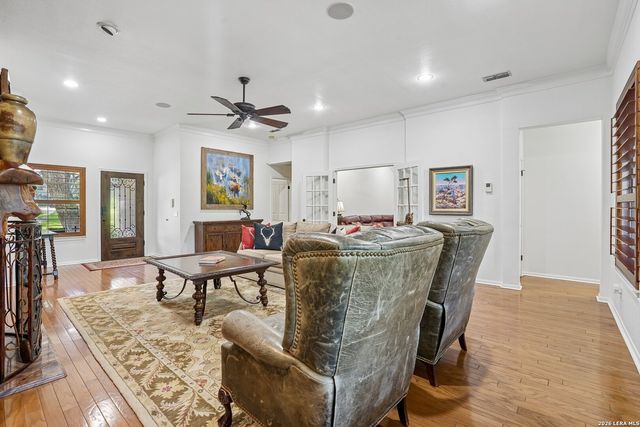 9331 GARDENIA BEND DR, Garden Ridge, TX 78266
