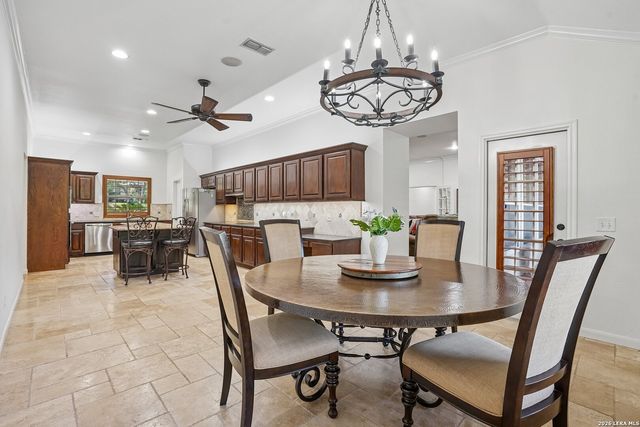 9331 GARDENIA BEND DR, Garden Ridge, TX 78266