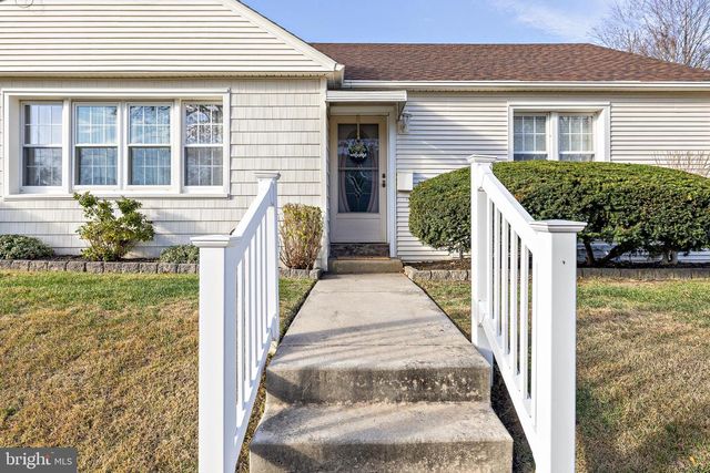 1900 W HIGH ST, Haddon Heights, NJ 08035