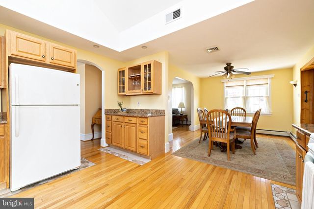 1900 W HIGH ST, Haddon Heights, NJ 08035