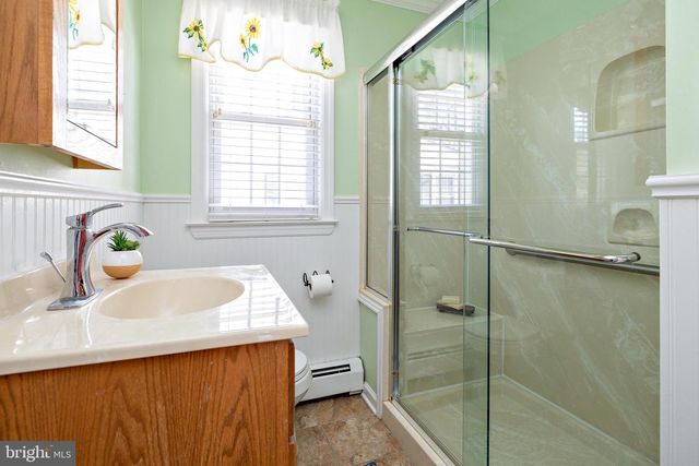 1900 W HIGH ST, Haddon Heights, NJ 08035