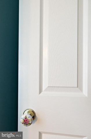 1900 W HIGH ST, Haddon Heights, NJ 08035