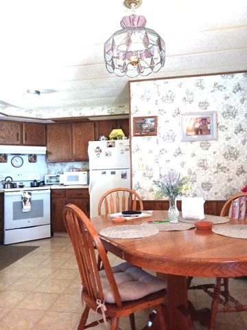 3195 F Rd Trlr 19, Grand Junction, CO 81504