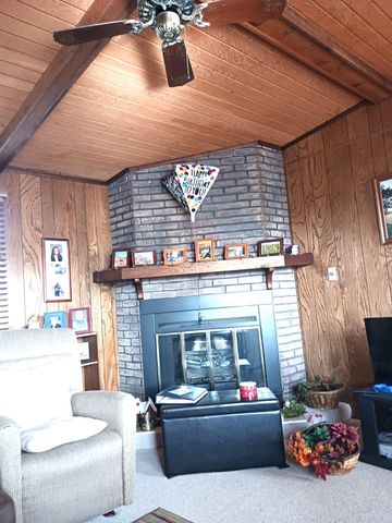 3195 F Rd Trlr 19, Grand Junction, CO 81504