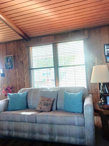 3195 F Rd Trlr 19, Grand Junction, CO 81504