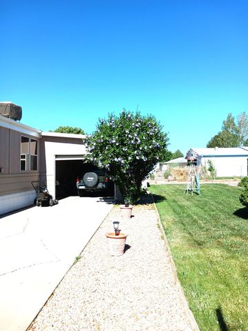 3195 F Rd Trlr 19, Grand Junction, CO 81504