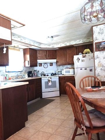 3195 F Rd Trlr 19, Grand Junction, CO 81504