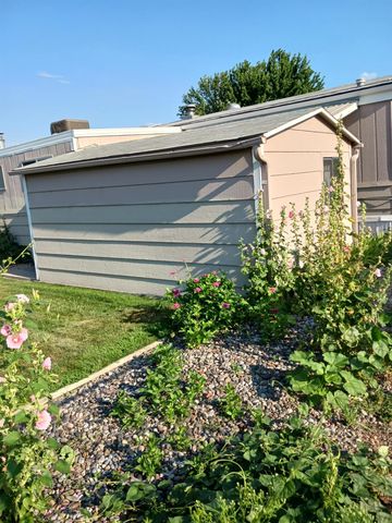 3195 F Rd Trlr 19, Grand Junction, CO 81504