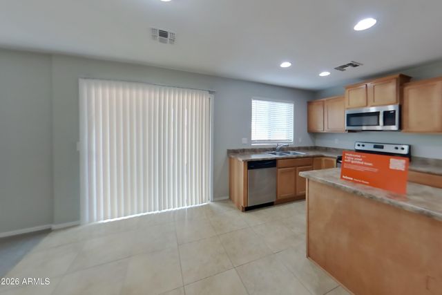 8126 W GEORGETOWN Way, Florence, AZ 85132