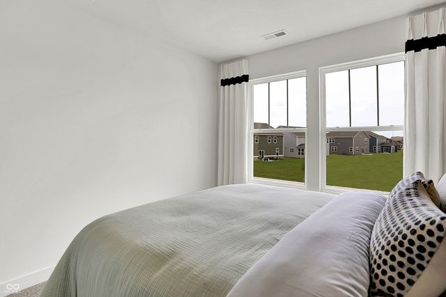 2885 Woods Edge Drive, Greenwood, IN 46143