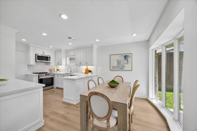 14131 Barryknoll Lane, Houston, TX 77079