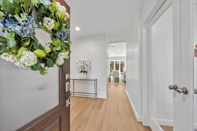 14131 Barryknoll Lane, Houston, TX 77079