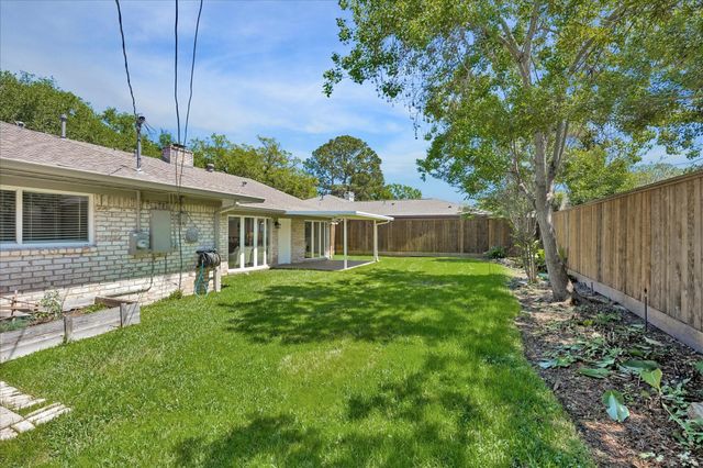 14131 Barryknoll Lane, Houston, TX 77079