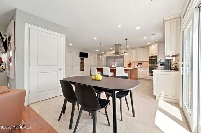 22 Belfast Avenue, Hazlet, NJ 07730