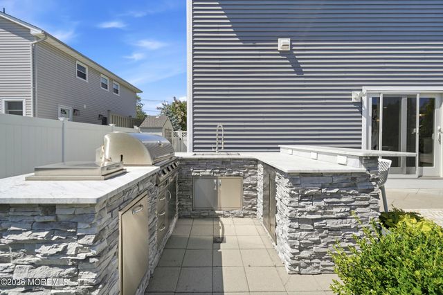 22 Belfast Avenue, Hazlet, NJ 07730
