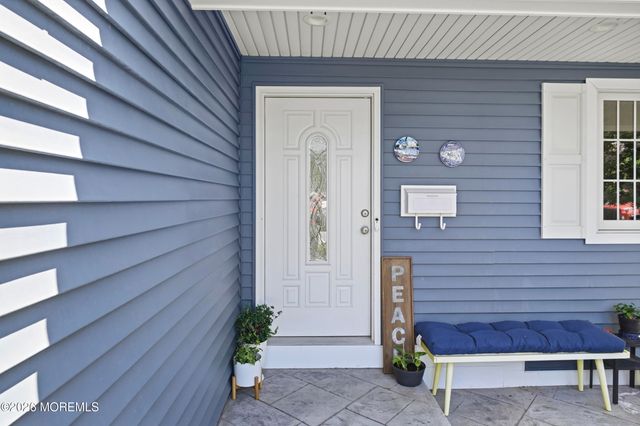 22 Belfast Avenue, Hazlet, NJ 07730