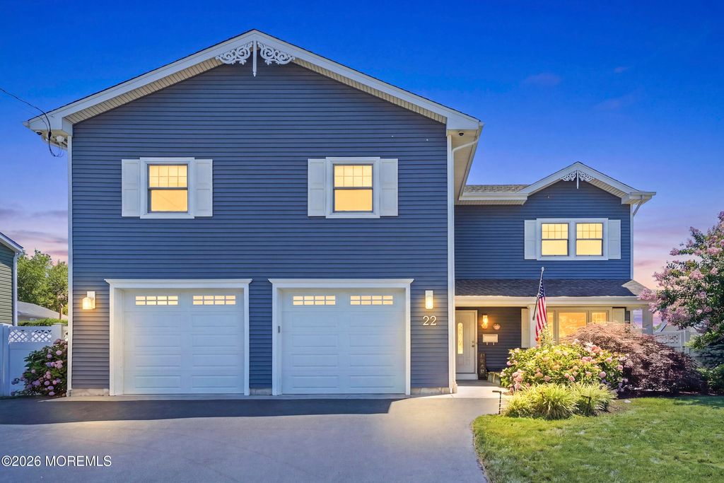 22 Belfast Avenue, Hazlet, NJ 07730