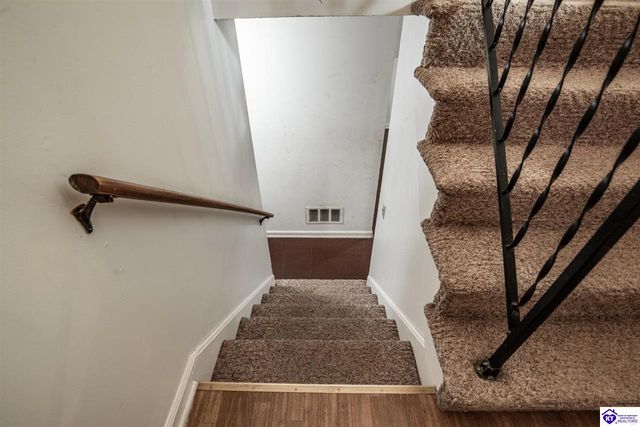 825 Crocus Drive, Radcliff, KY 40160