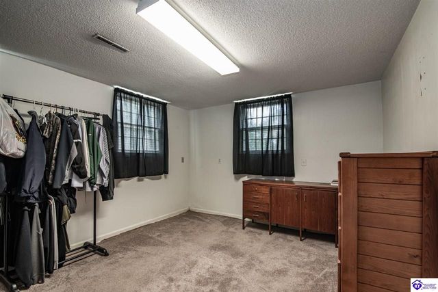 825 Crocus Drive, Radcliff, KY 40160