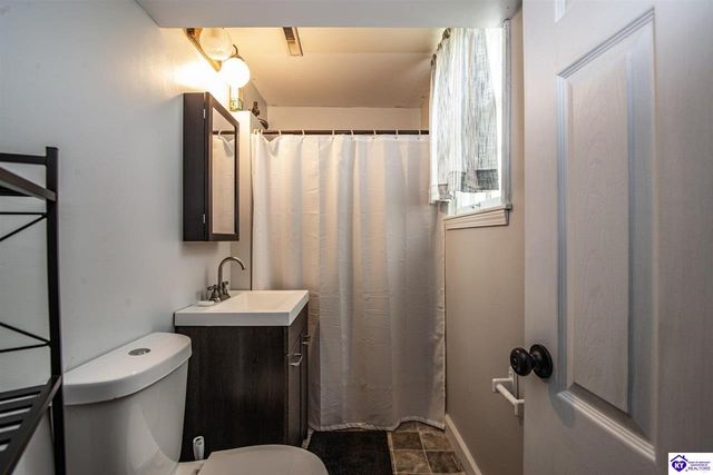 825 Crocus Drive, Radcliff, KY 40160