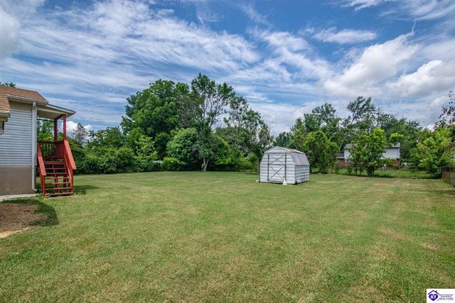 825 Crocus Drive, Radcliff, KY 40160