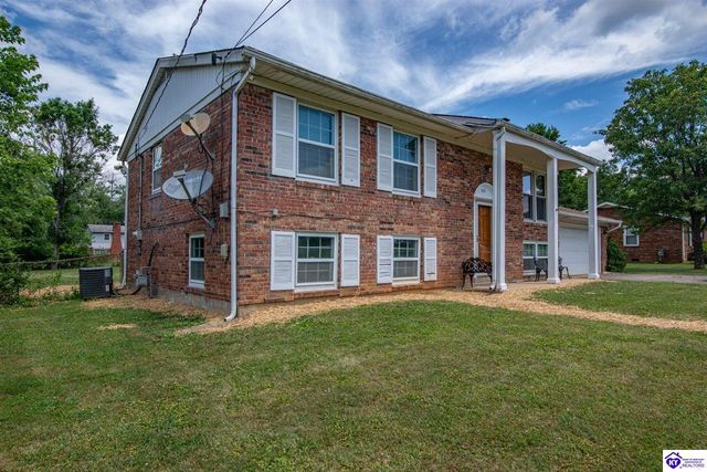 825 Crocus Drive, Radcliff, KY 40160