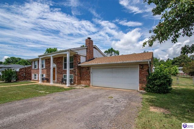 825 Crocus Drive, Radcliff, KY 40160