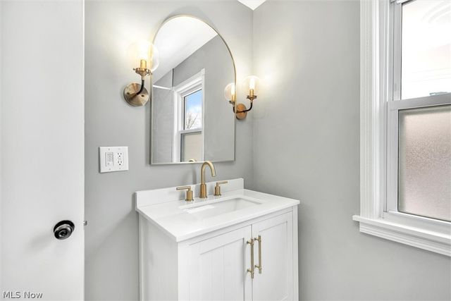 4034 Stilmore Road, South Euclid, OH 44121