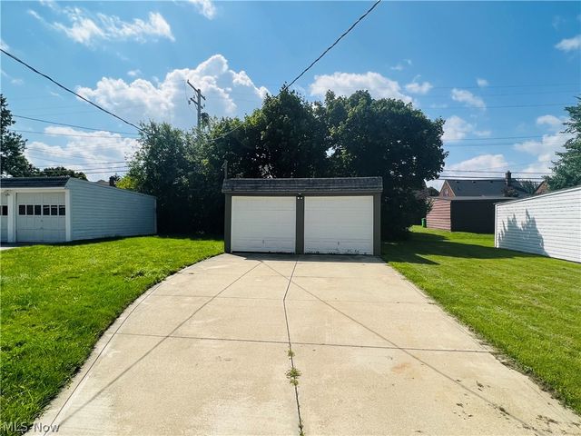 4034 Stilmore Road, South Euclid, OH 44121