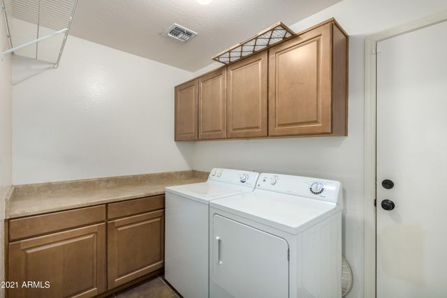 1347 E ROLLS Road, San Tan Valley, AZ 85143