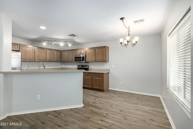 1347 E ROLLS Road, San Tan Valley, AZ 85143
