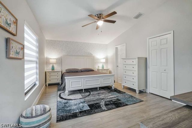 3911 NW 40 LN, Cape Coral, FL 33993