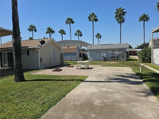 2442 Bobolink E Circle, Palmview, TX 78572