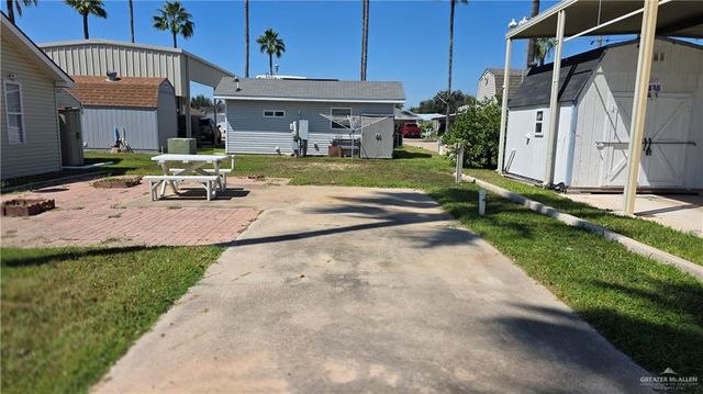 2442 Bobolink E Circle, Palmview, TX 78572